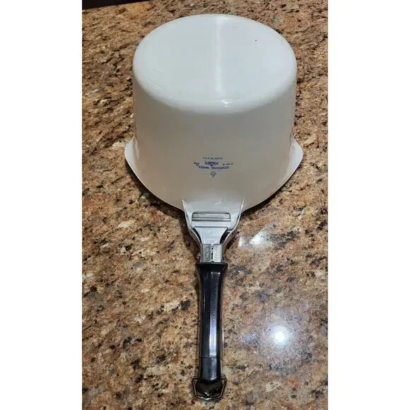 Vintage Corning Ware Blue Cornflower 2 Qt Sauce Maker with Handle Rare Discont. - Picture 11 of 16